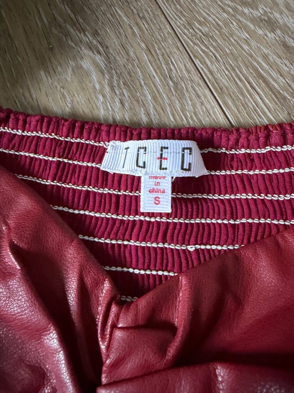 TCEC Red Faux Leather Puff-Sleeve Peplum Top - Picture 2 of 4